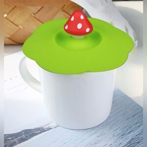 Silicone Reusable Anti Dust Cup Lid NIP